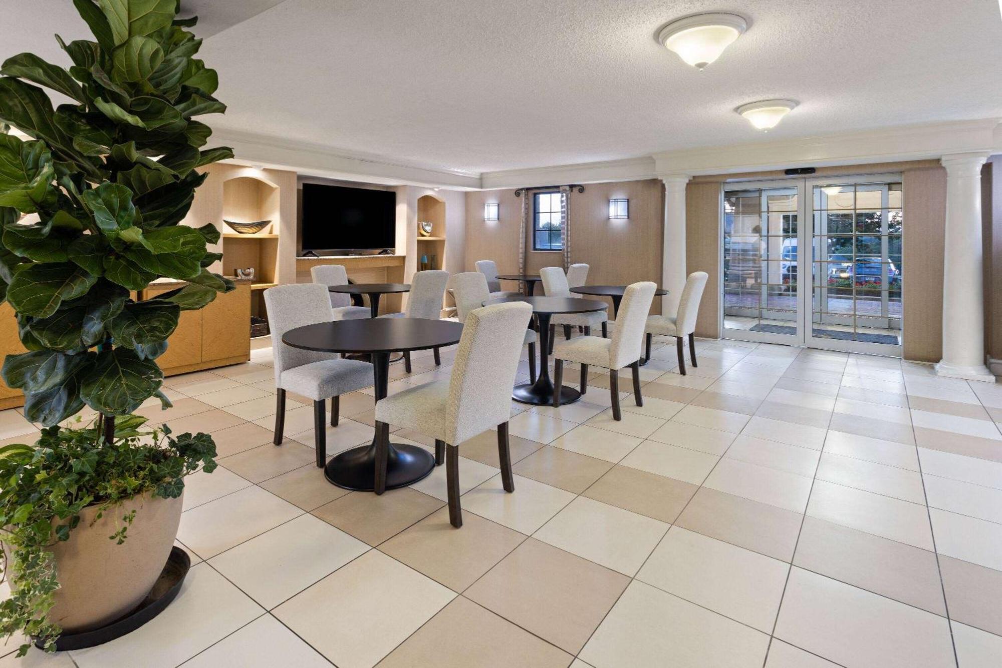 Hotel La Quinta By Wyndham Pittsburgh Airport Moon Township