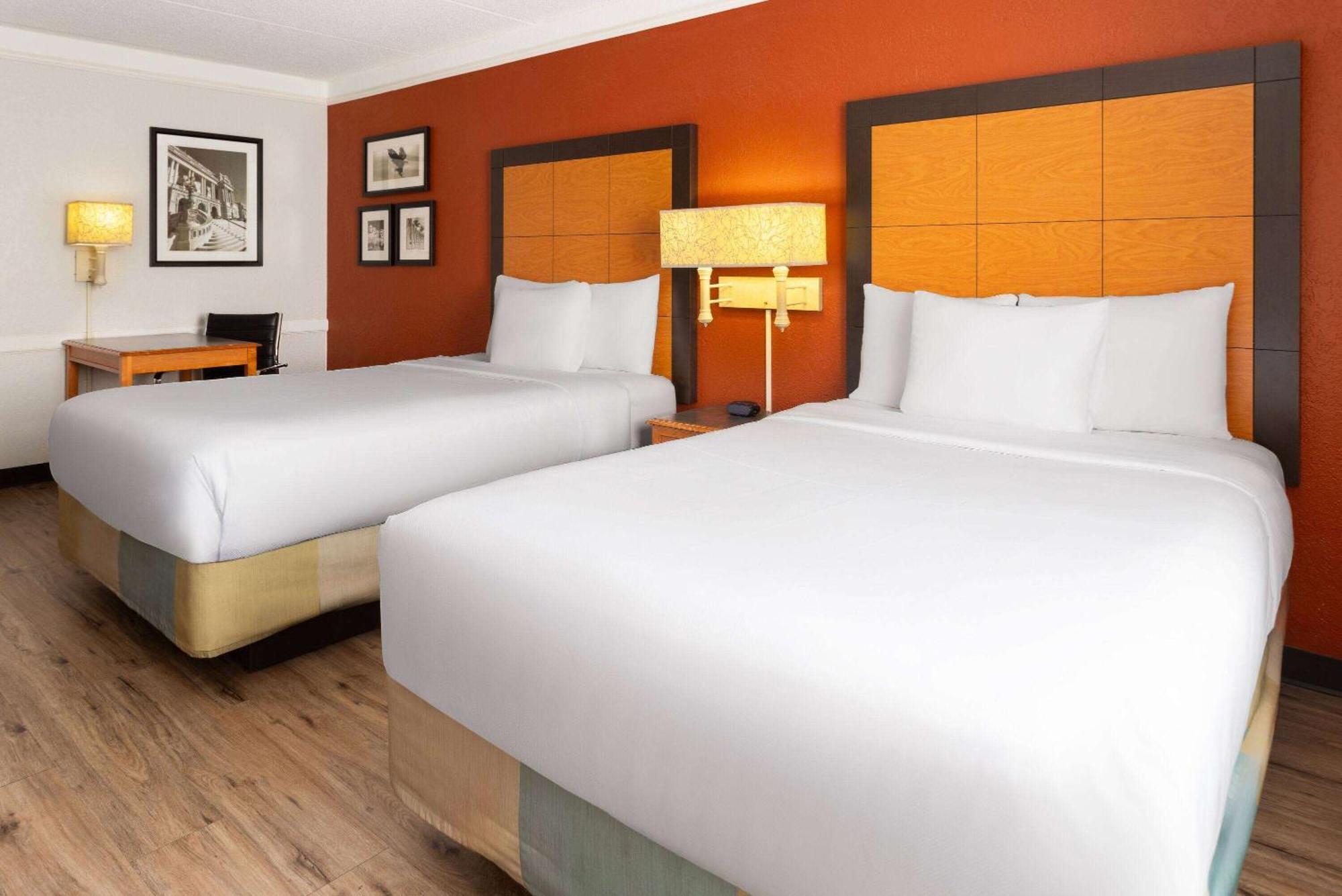 La Quinta By Wyndham Pittsburgh Airport Hotel Moon Township